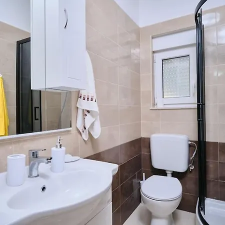 Radun Near Split Vila Kastel Stari