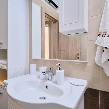 Vila Radun Near Split Kastel Stari