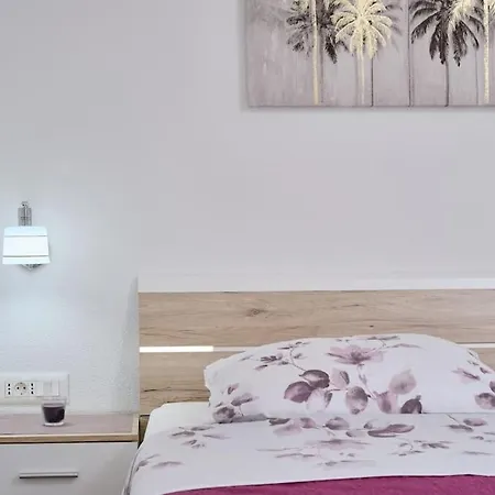 Radun Near Split Kastel Stari