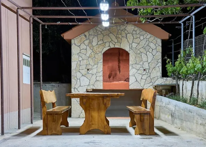 וילה Radun Near Split Kaštel Stari